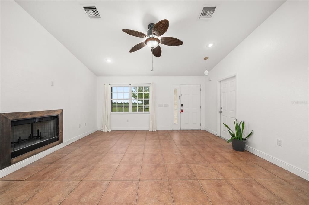 For Sale: $999,000 (5 beds, 3 baths, 2028 Square Feet)
