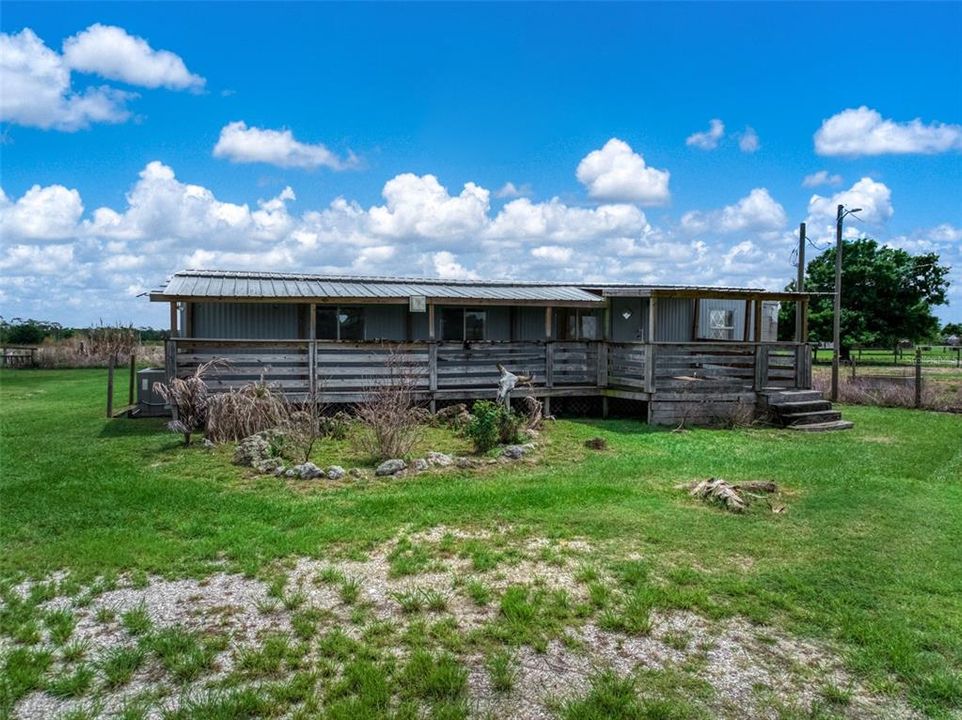 For Sale: $999,000 (5 beds, 3 baths, 2028 Square Feet)