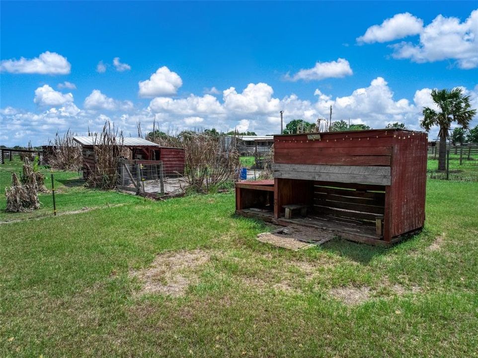 For Sale: $999,000 (5 beds, 3 baths, 2028 Square Feet)