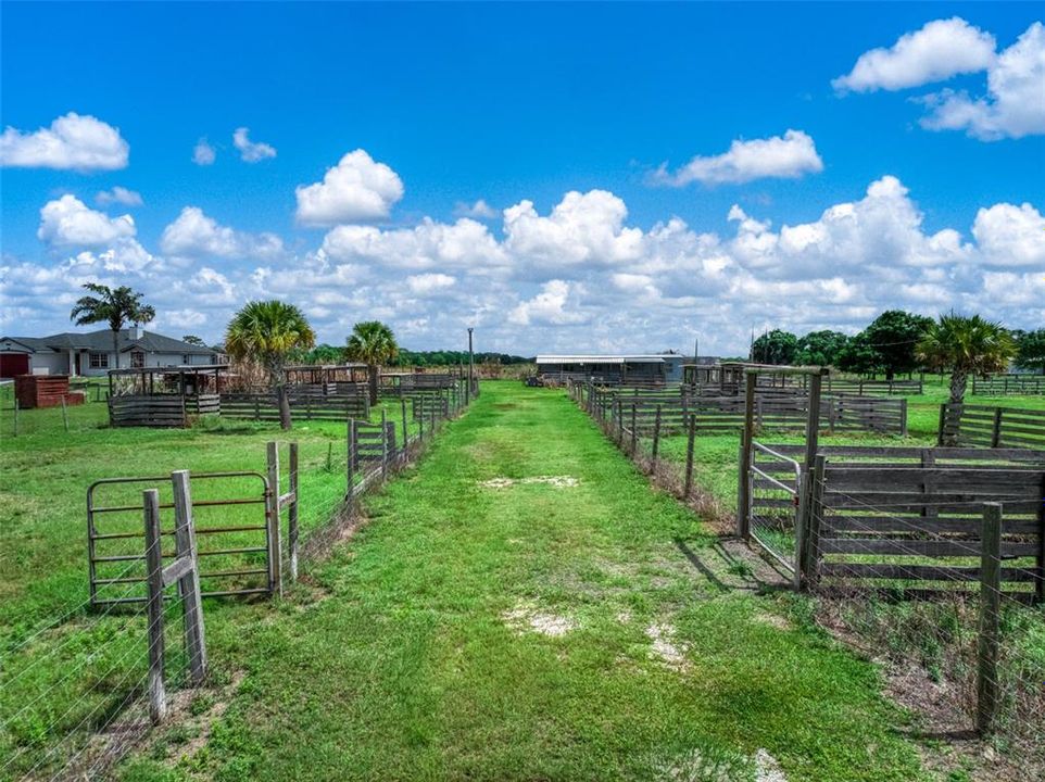For Sale: $999,000 (5 beds, 3 baths, 2028 Square Feet)
