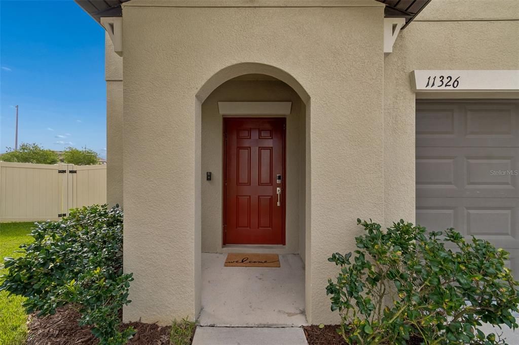 Active With Contract: $427,800 (6 beds, 3 baths, 2614 Square Feet)