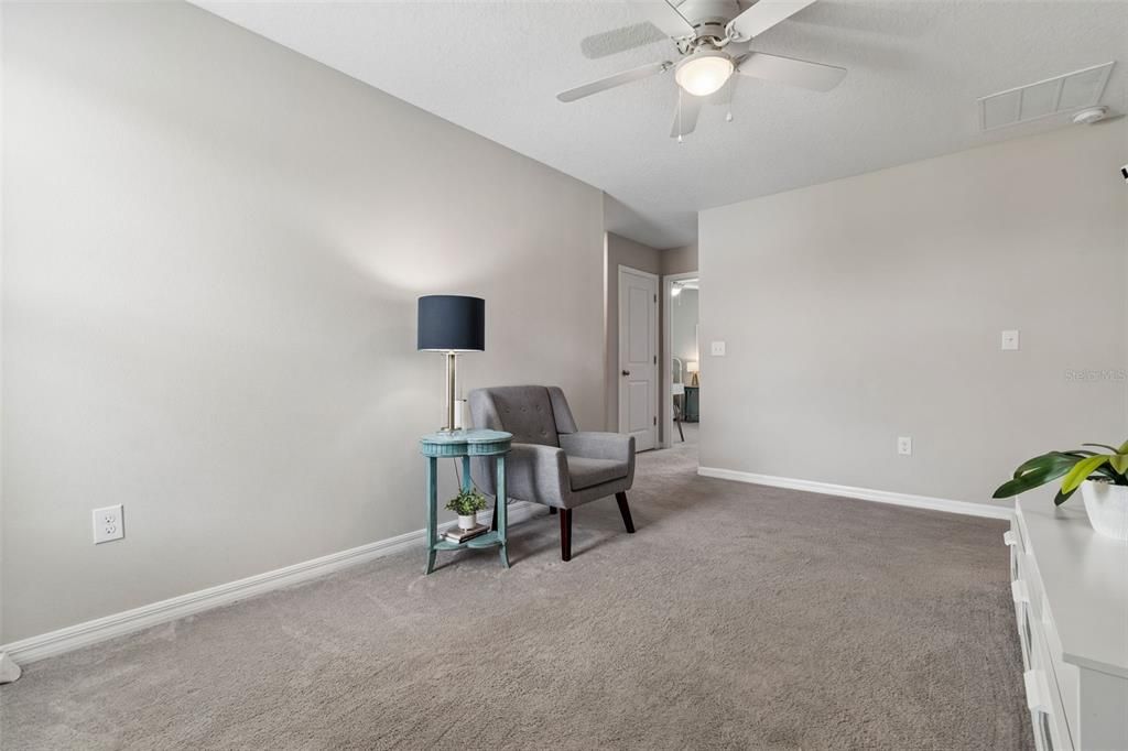 Active With Contract: $427,800 (6 beds, 3 baths, 2614 Square Feet)