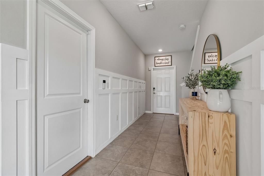 Active With Contract: $427,800 (6 beds, 3 baths, 2614 Square Feet)