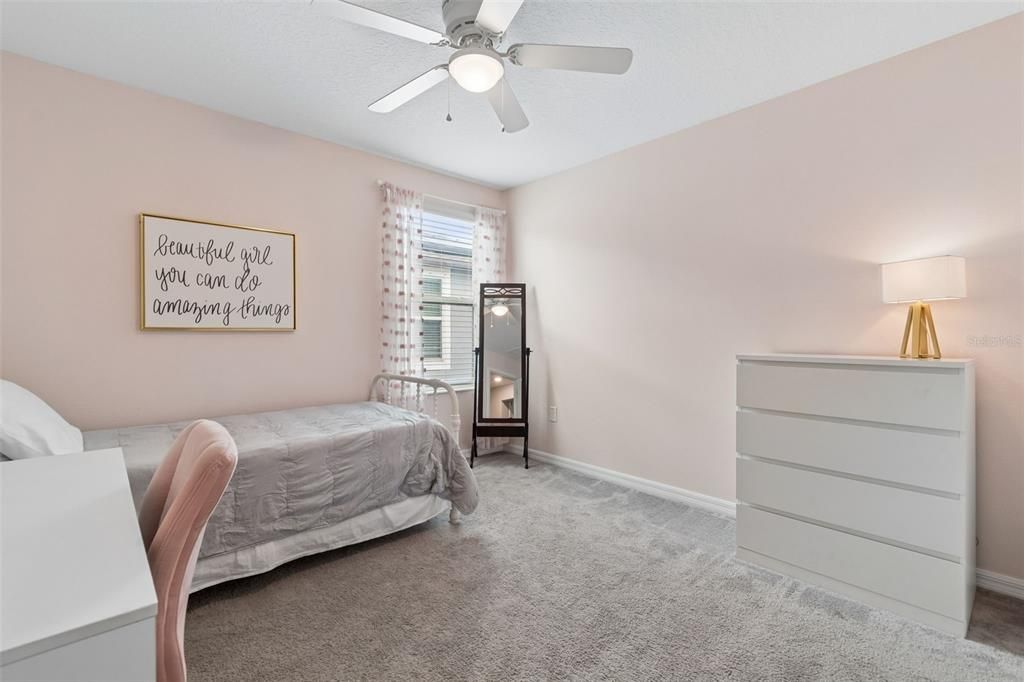 Active With Contract: $427,800 (6 beds, 3 baths, 2614 Square Feet)