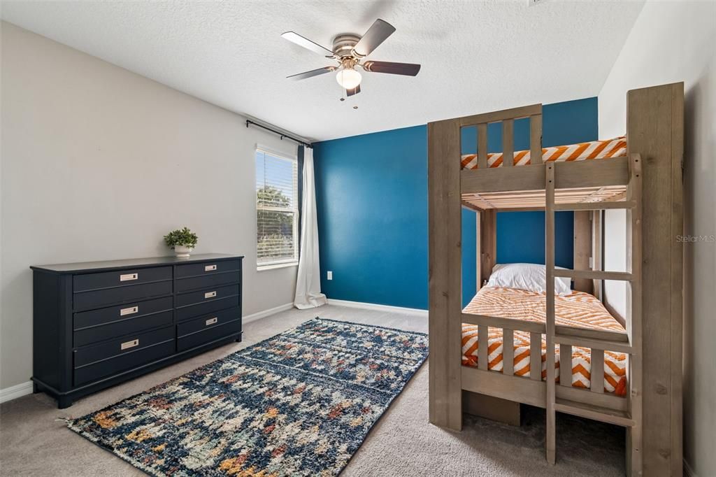 Active With Contract: $427,800 (6 beds, 3 baths, 2614 Square Feet)