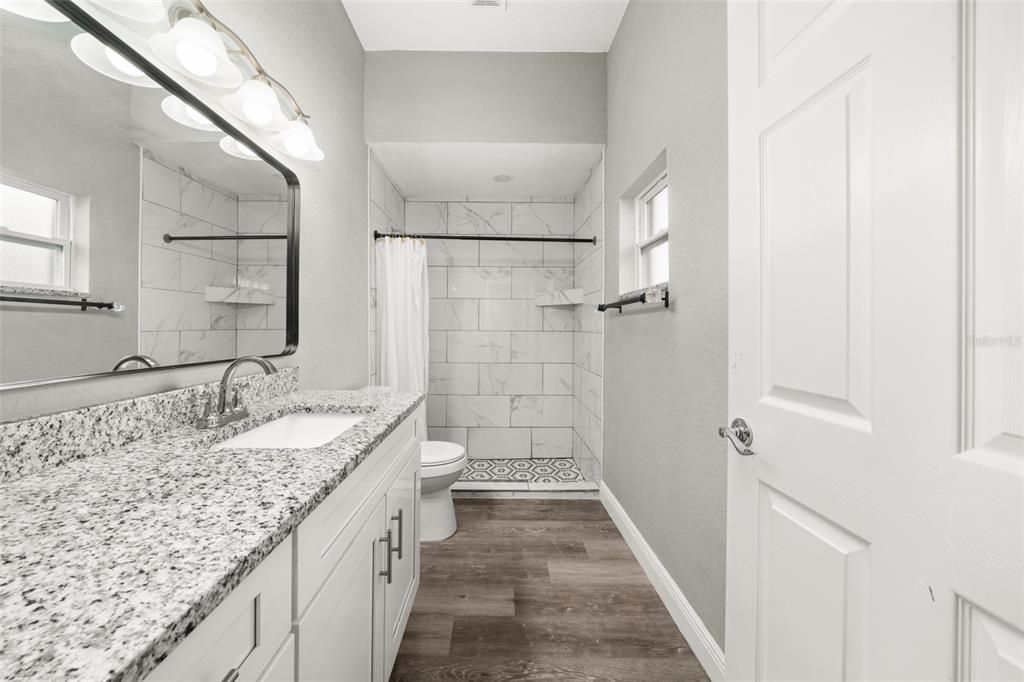 For Sale: $349,900 (3 beds, 2 baths, 1733 Square Feet)