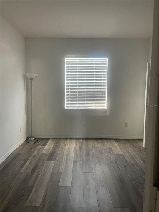 For Rent: $1,850 (2 beds, 2 baths, 987 Square Feet)
