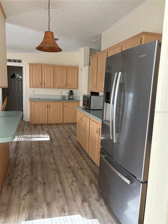 For Sale: $415,000 (5 beds, 5 baths, 3260 Square Feet)