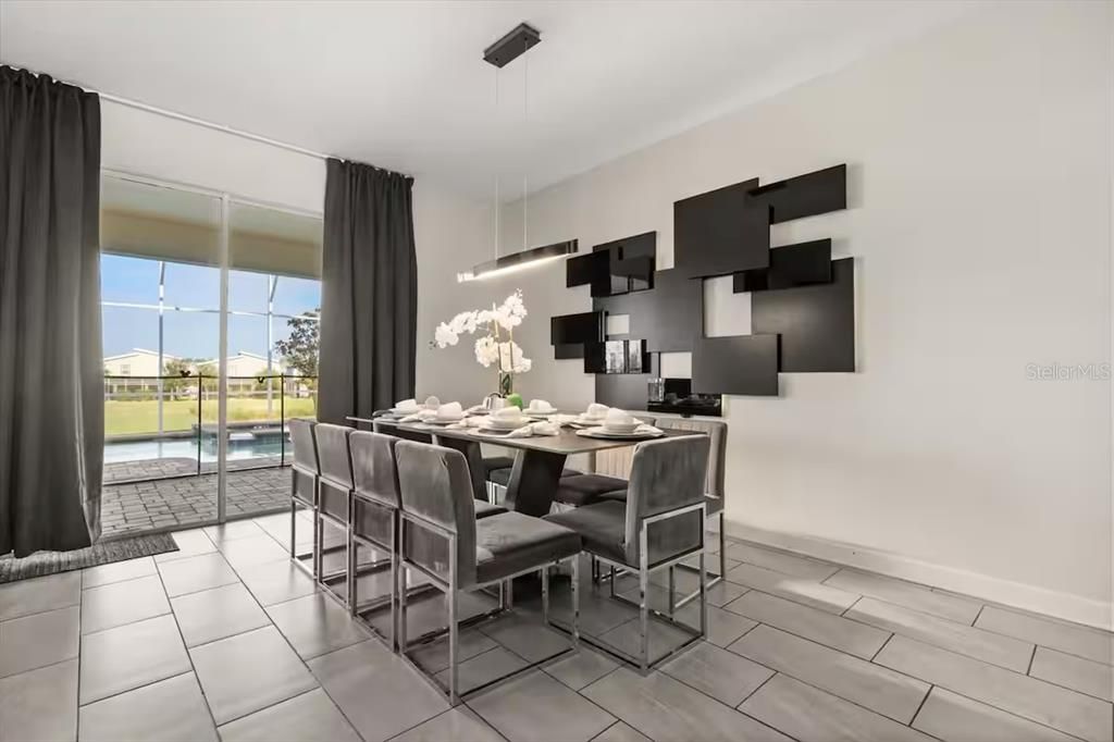 For Sale: $890,000 (9 beds, 5 baths, 3922 Square Feet)