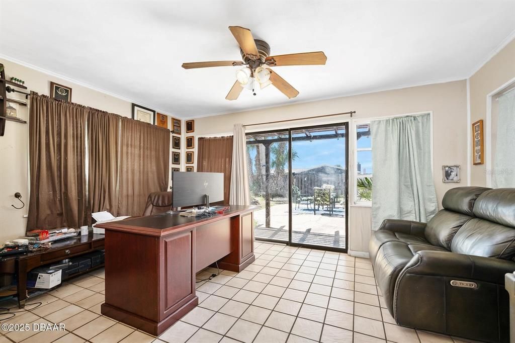 En Venta: $405,000 (2 camas, 2 baños, 1544 Pies cuadrados)