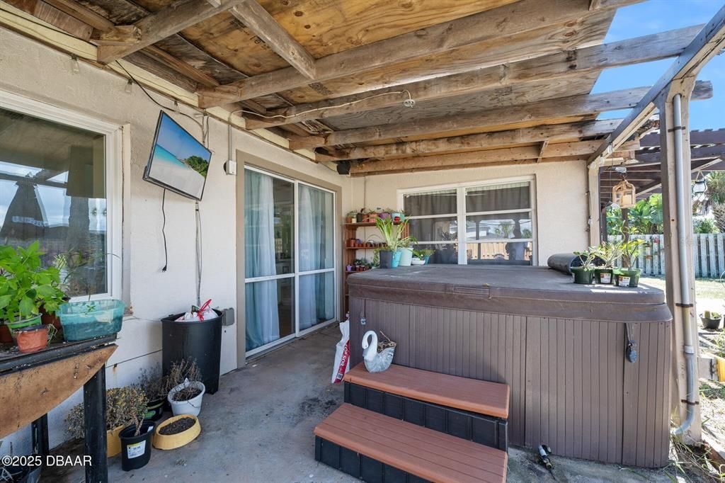 En Venta: $405,000 (2 camas, 2 baños, 1544 Pies cuadrados)