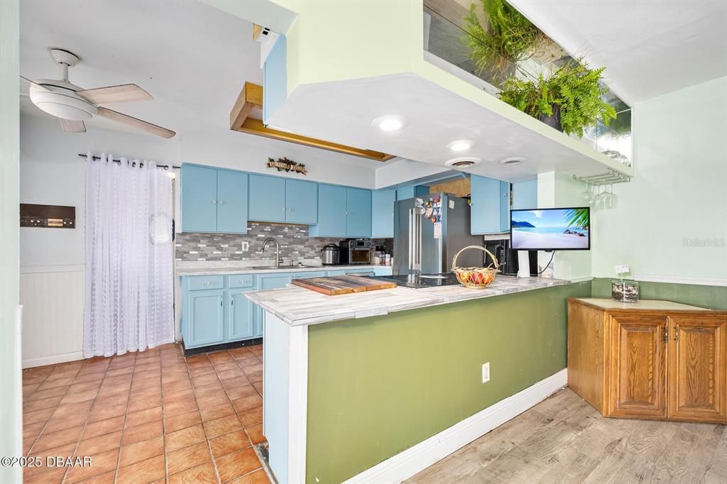 En Venta: $405,000 (2 camas, 2 baños, 1544 Pies cuadrados)