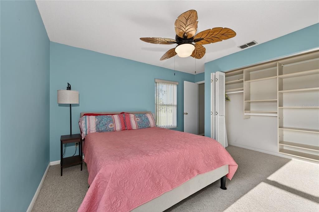 For Sale: $198,999 (2 beds, 2 baths, 1405 Square Feet)