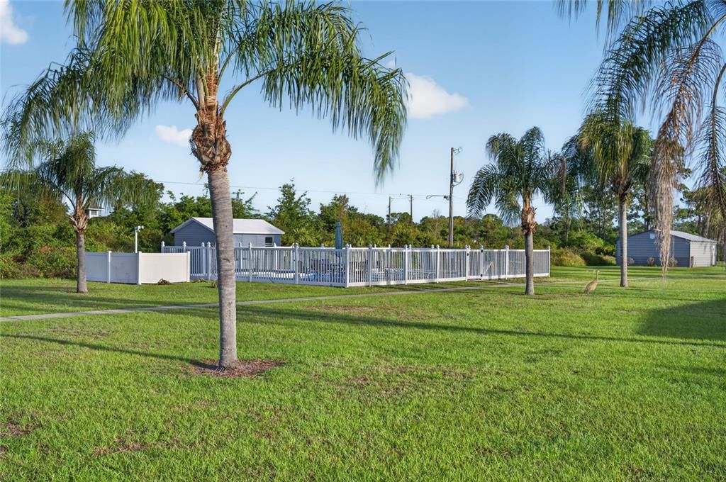 For Sale: $198,999 (2 beds, 2 baths, 1405 Square Feet)