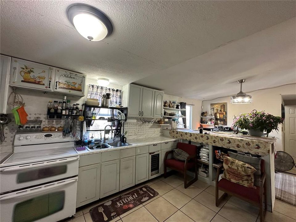 En Venta: $269,900 (3 camas, 2 baños, 1188 Pies cuadrados)
