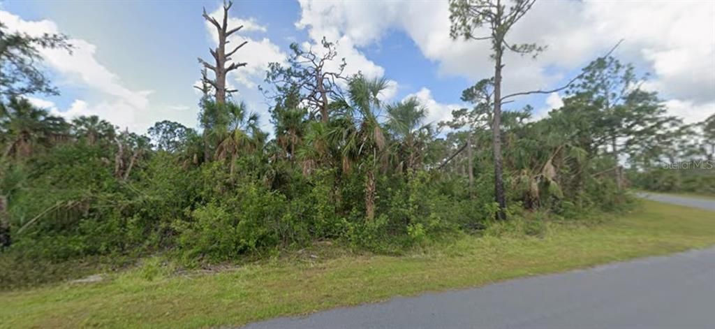 En Venta: $19,000 (0.23 acres)