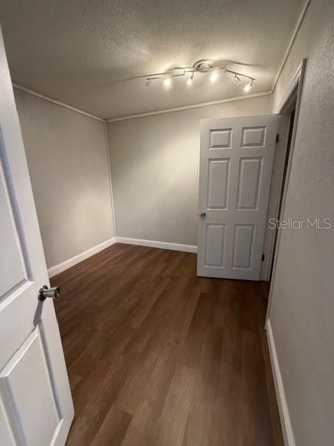 For Rent: $1,150 (2 beds, 1 baths, 1344 Square Feet)