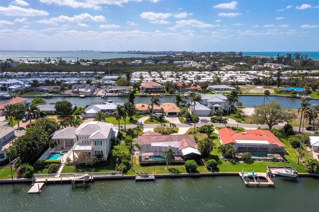 For Sale: $1,795,000 (0.36 acres)