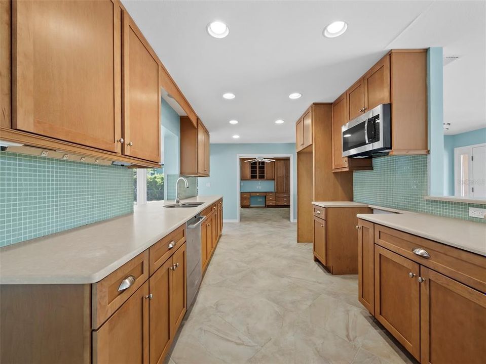 For Sale: $1,795,000 (0.36 acres)