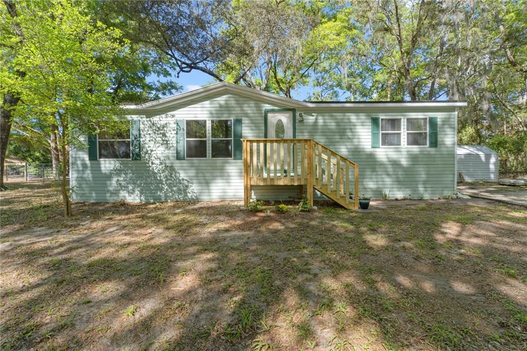 For Sale: $197,500 (3 beds, 2 baths, 1188 Square Feet)
