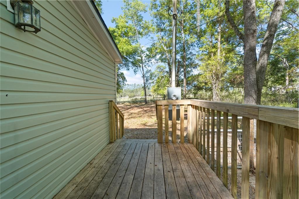 For Sale: $197,500 (3 beds, 2 baths, 1188 Square Feet)