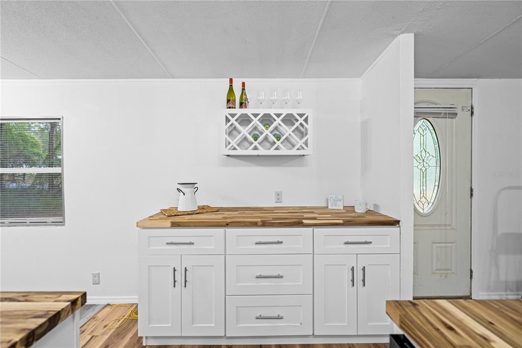 For Sale: $197,500 (3 beds, 2 baths, 1188 Square Feet)