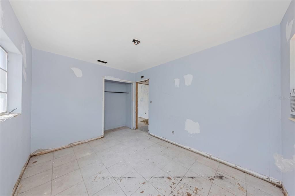 На продажу: $235,000 (3 спален, 2 ванн, 1436 Квадратных фут)