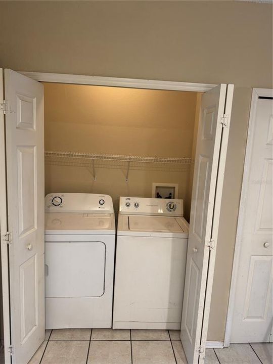 For Sale: $209,999 (2 beds, 1 baths, 1184 Square Feet)
