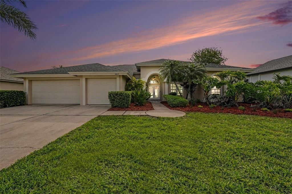 Active With Contract: $1,099,999 (5 beds, 3 baths, 3065 Square Feet)