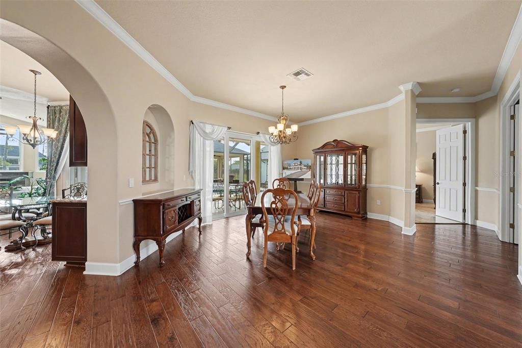 Active With Contract: $1,099,999 (5 beds, 3 baths, 3065 Square Feet)