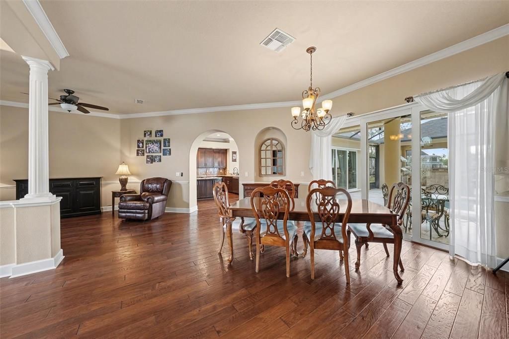 Active With Contract: $1,099,999 (5 beds, 3 baths, 3065 Square Feet)