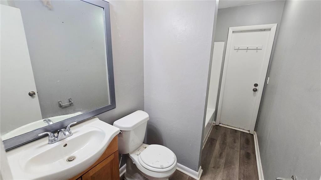 For Sale: $179,900 (3 beds, 2 baths, 1564 Square Feet)
