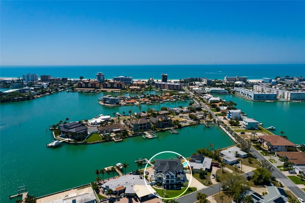 For Sale: $5,299,000 (5 beds, 5 baths, 4641 Square Feet)