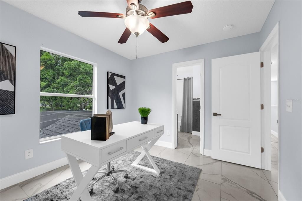 Activo con contrato: $494,900 (4 camas, 2 baños, 1828 Pies cuadrados)