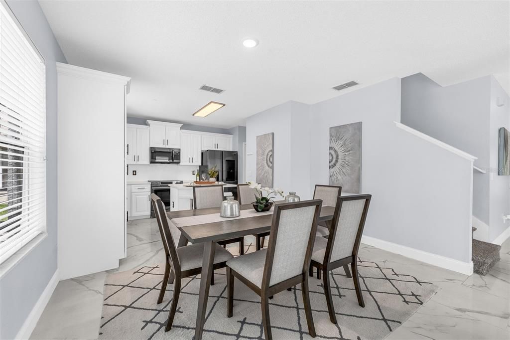 Activo con contrato: $494,900 (4 camas, 2 baños, 1828 Pies cuadrados)