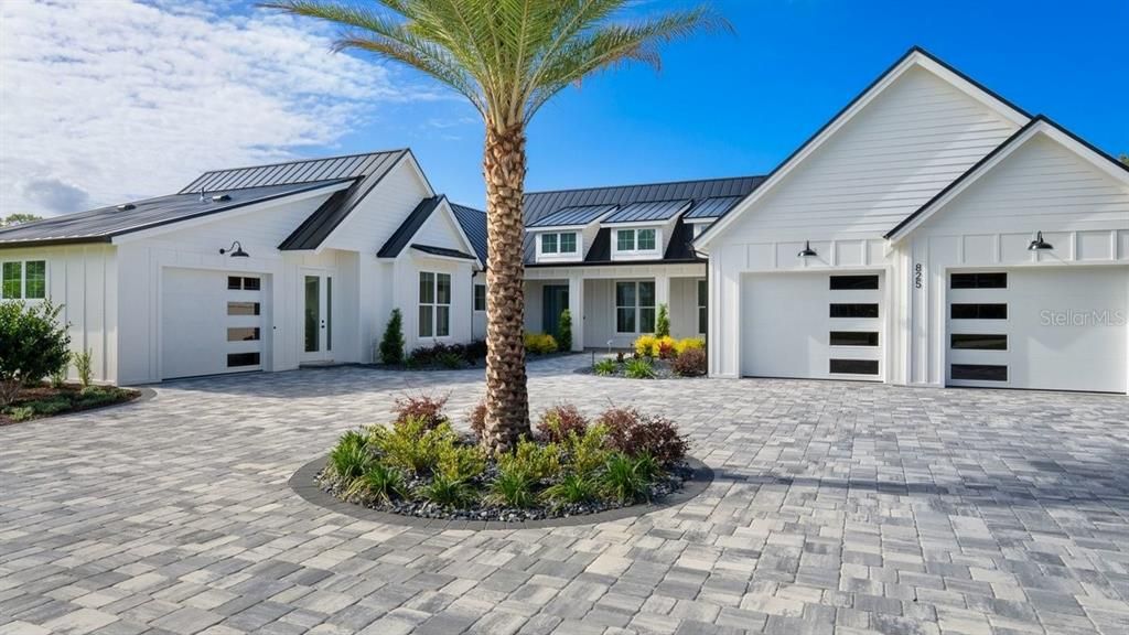 En Venta: $2,199,900 (4 camas, 4 baños, 3723 Pies cuadrados)