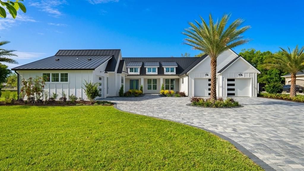 En Venta: $2,199,900 (4 camas, 4 baños, 3723 Pies cuadrados)