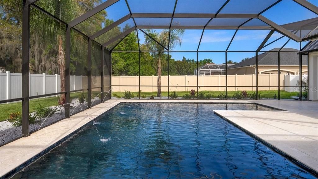 En Venta: $2,199,900 (4 camas, 4 baños, 3723 Pies cuadrados)