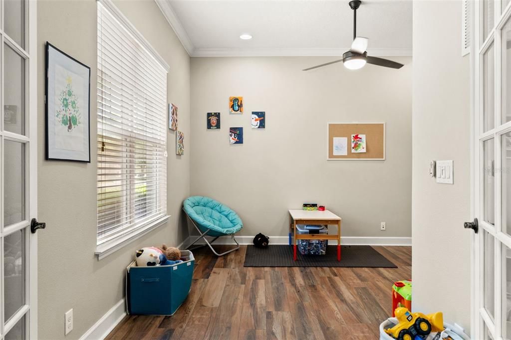Active With Contract: $650,000 (4 beds, 3 baths, 3378 Square Feet)