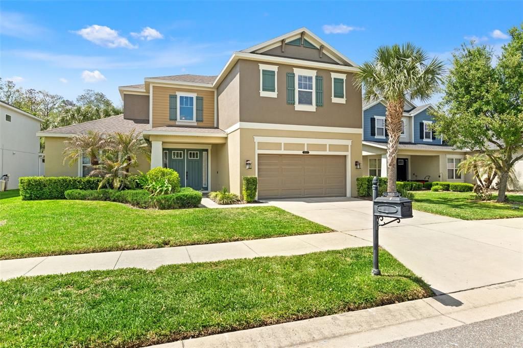 Active With Contract: $650,000 (4 beds, 3 baths, 3378 Square Feet)