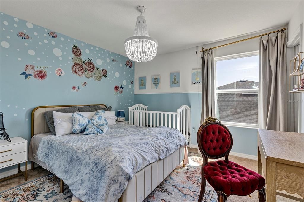 На продажу: $739,999 (6 спален, 4 ванн, 3751 Квадратных фут)