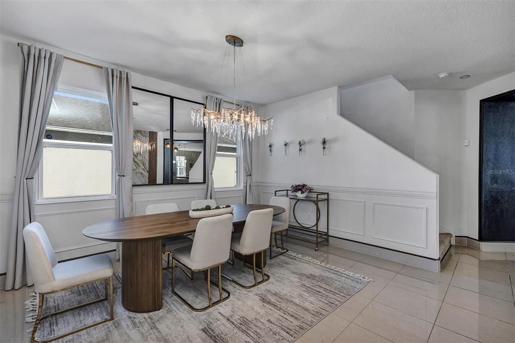 На продажу: $739,999 (6 спален, 4 ванн, 3751 Квадратных фут)