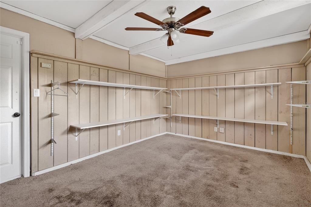 En Venta: $285,000 (3 camas, 2 baños, 1283 Pies cuadrados)
