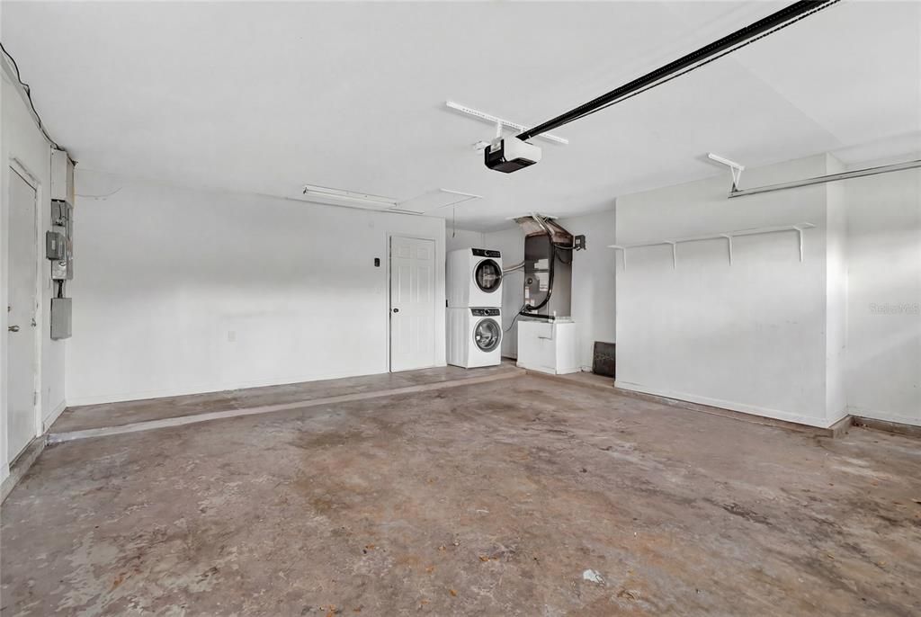 En Venta: $285,000 (3 camas, 2 baños, 1283 Pies cuadrados)