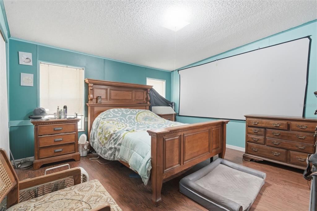 Activo con contrato: $280,000 (3 camas, 2 baños, 1485 Pies cuadrados)