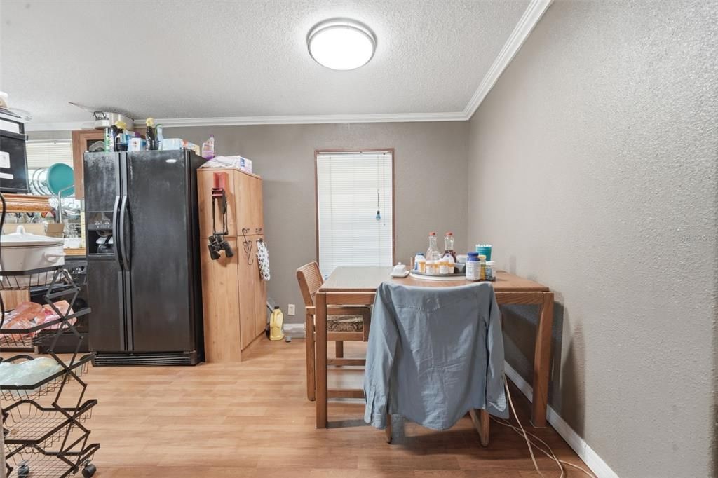 Activo con contrato: $280,000 (3 camas, 2 baños, 1485 Pies cuadrados)