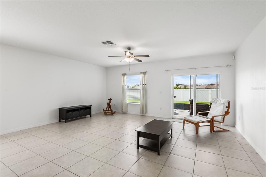 For Sale: $429,000 (5 beds, 3 baths, 3255 Square Feet)