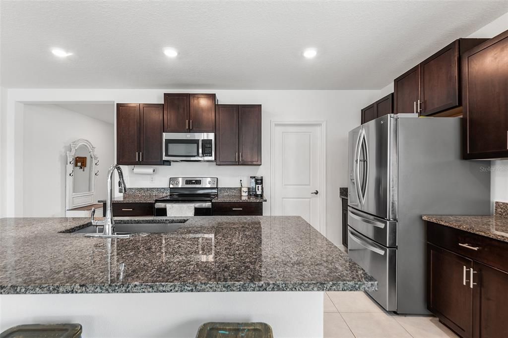 For Sale: $429,000 (5 beds, 3 baths, 3255 Square Feet)