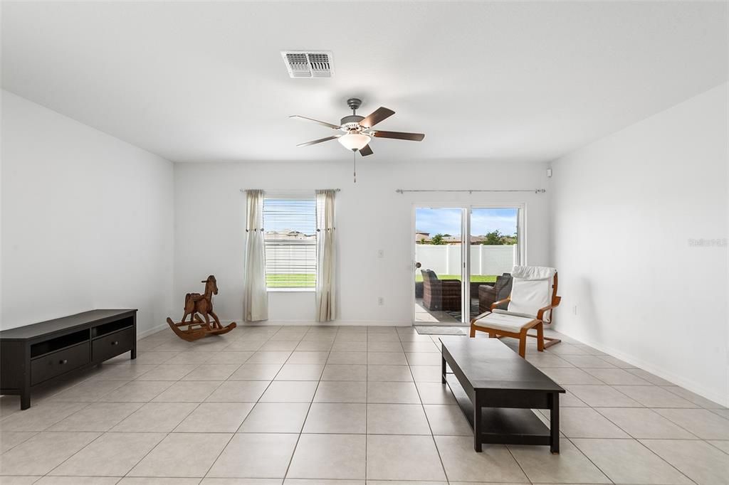 For Sale: $429,000 (5 beds, 3 baths, 3255 Square Feet)