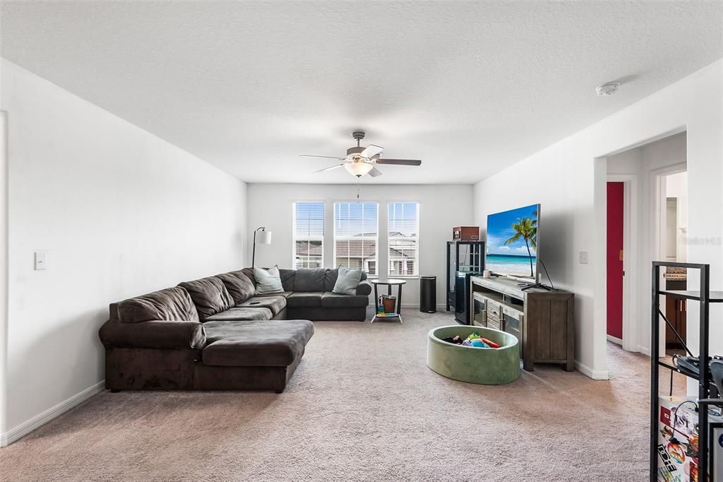 For Sale: $429,000 (5 beds, 3 baths, 3255 Square Feet)